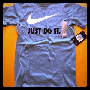 Nike boys just do it swoosh tee